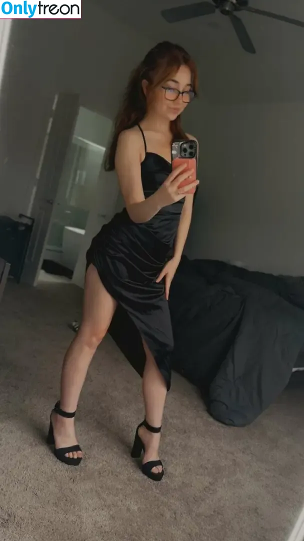 Lyssaurora nude photo #0596 (Lyssaurora)