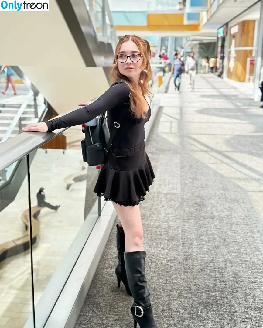 Lyssaurora nude photo #1310 (Lyssaurora)