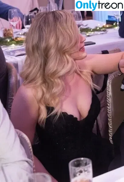 M3llytheone nude photo #0012 (M3llytheone)