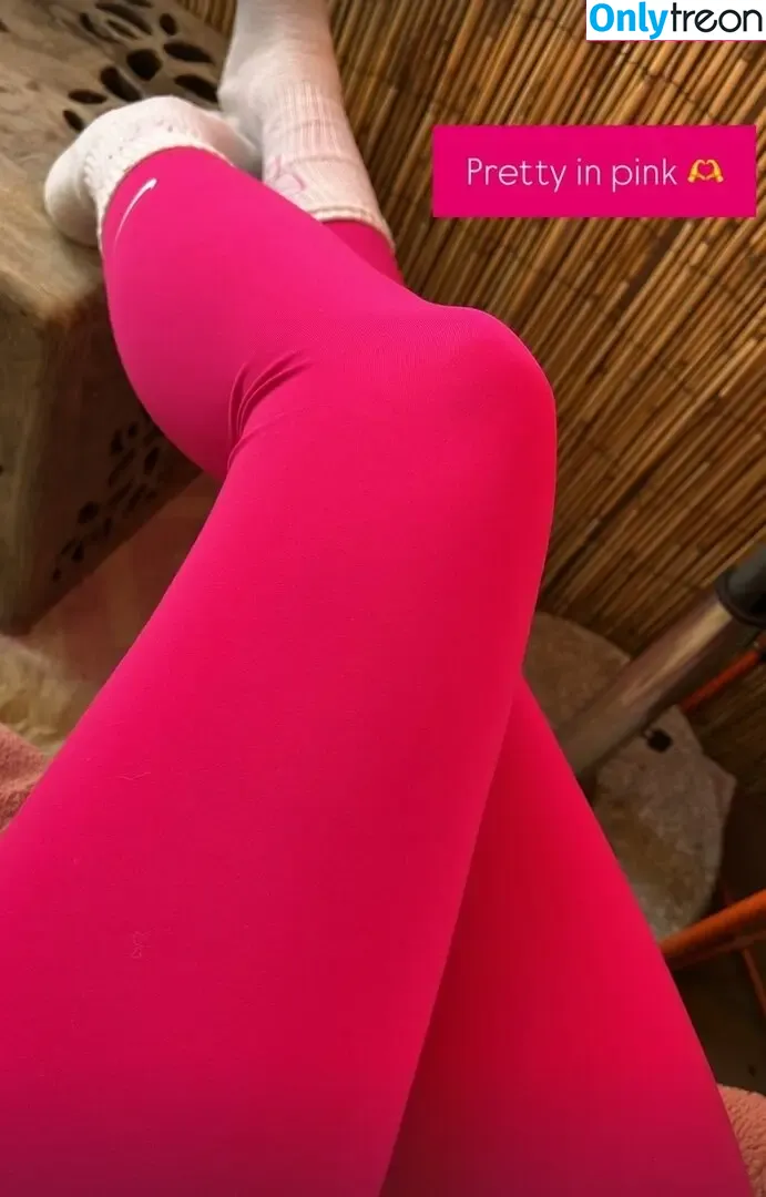 M3llytheone nude photo #0050 (M3llytheone)