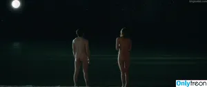 Mackenzie Davis / tmackenziedavis nude photo #0135