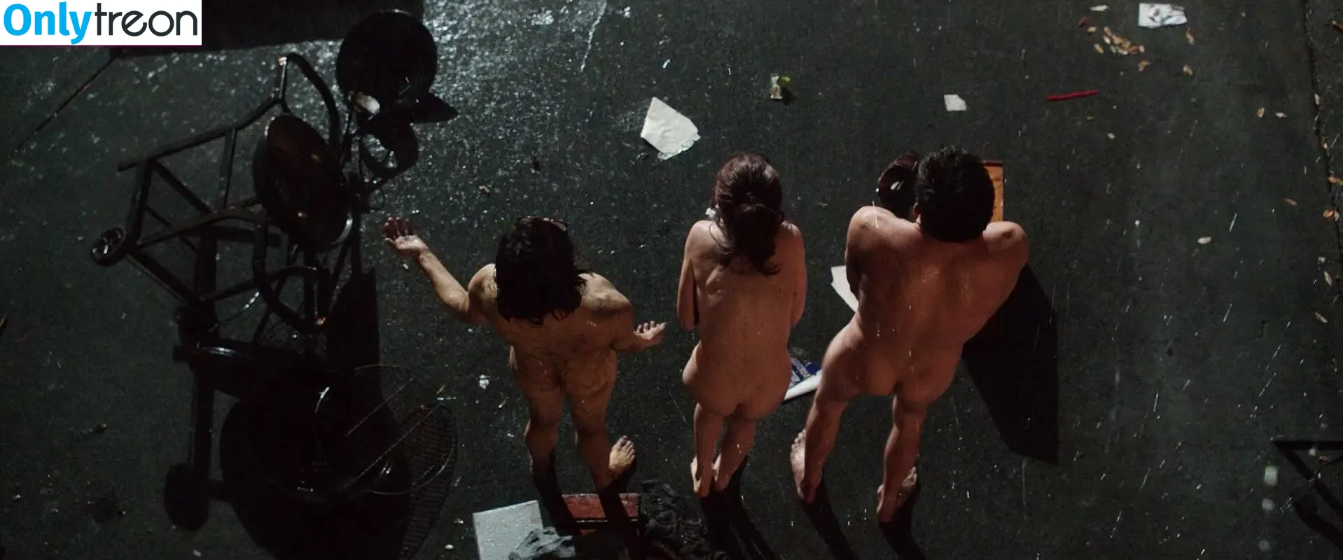 Mackenzie Davis nude photo #0128 (tmackenziedavis)