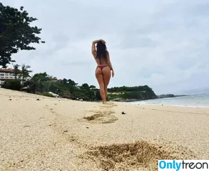MacKenzie Dern / mackenziedern nude photo #0176