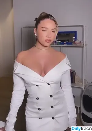 Mackenzie Ziegler / kenzie nude photo #0279