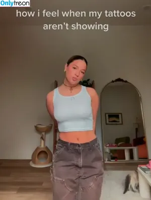 Mackenzie Ziegler / kenzie nude photo #0288