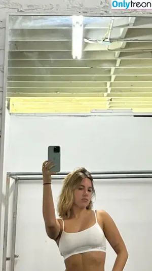 Mackenzie Ziegler / kenzie nude photo #0445