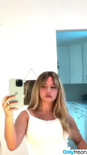 Mackenzie Ziegler / kenzie nude photo #0458