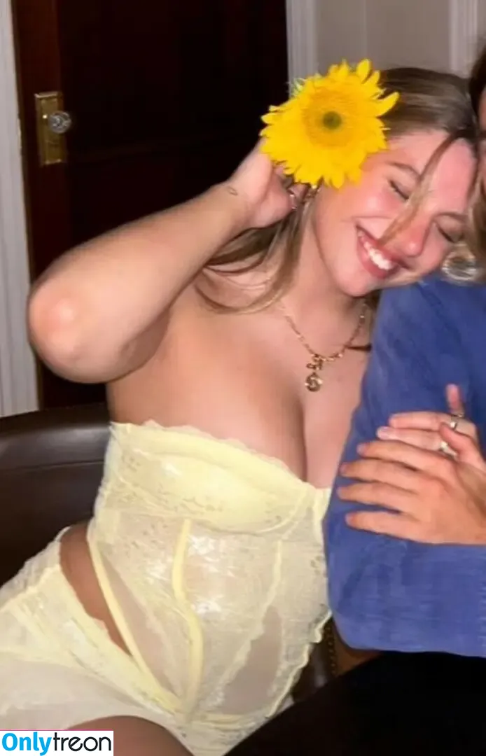 Mackenzie Ziegler nude photo #0398 (kenzie)
