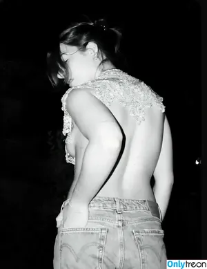Mackenzie Ziegler / kenzie nude photo #1561
