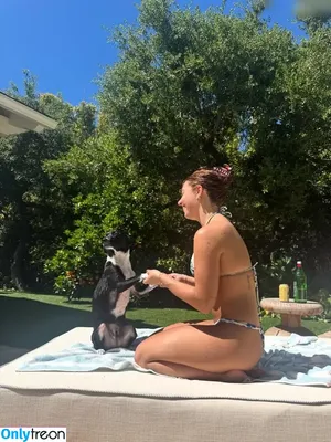 Mackenzie Ziegler / kenzie nude photo #1575