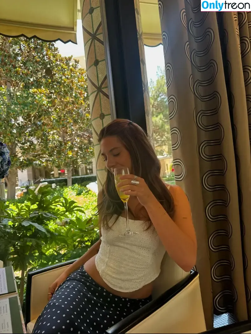 Mackenzie Ziegler nude photo #1558 (kenzie)