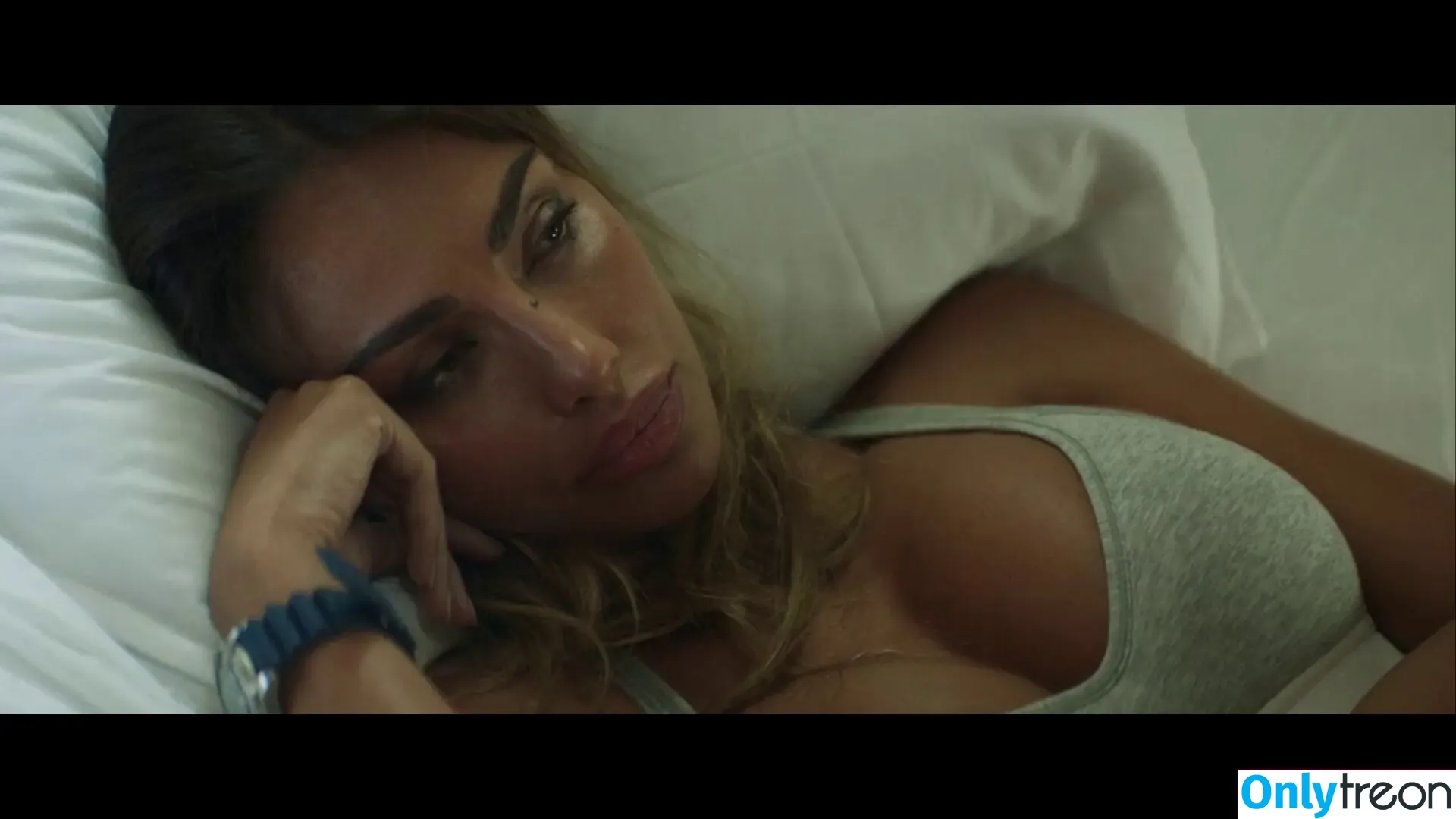 Madalina Diana Ghenea nude photo #0200 (officialmadalinaghenea)