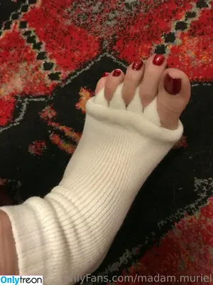 madam.muriel / madam_muriels_meltdowns nude photo #0033