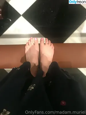 madam.muriel / madam_muriels_meltdowns nude photo #0043