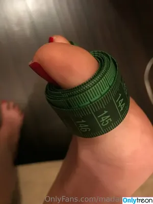 madam.muriel / madam_muriels_meltdowns nude photo #0045