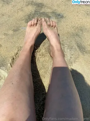 madam.muriel / madam_muriels_meltdowns nude photo #0053