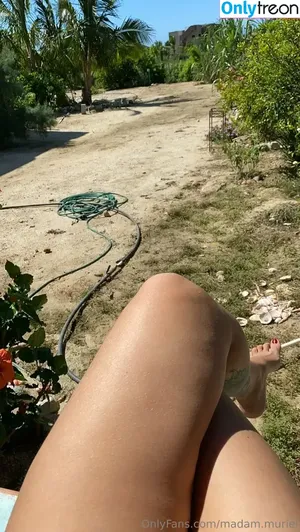madam.muriel / madam_muriels_meltdowns nude photo #0060