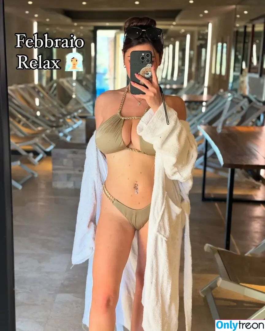 madamex93 nude photo #0006 (Maddalena Cabizzosu / madame_x_93)