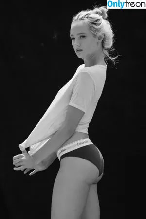Maddie Harnish / Madison / cruelworldhappymind nude photo #0016