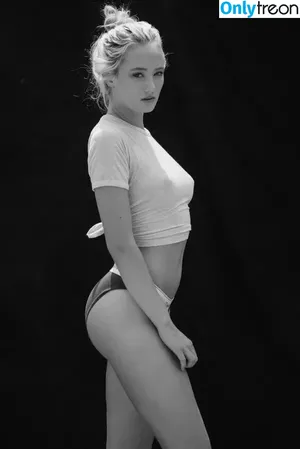 Maddie Harnish / Madison / cruelworldhappymind nude photo #0022
