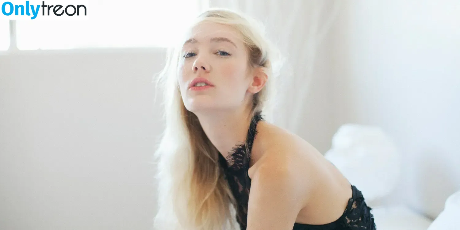 Maddie Harnish nude photo #0007 (Madison / cruelworldhappymind)