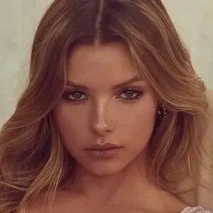 Maddie Teeuws / madtev nude photo #0002