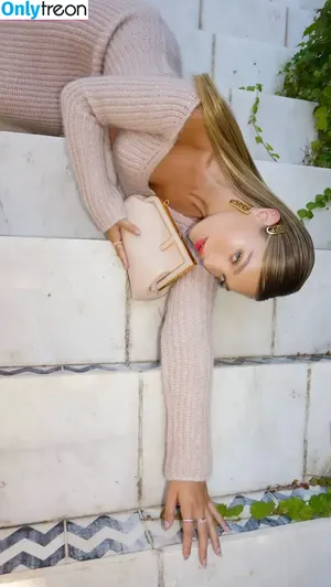 Maddie Ziegler / maddieziegler nude photo #0065