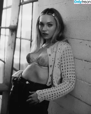 Maddie Ziegler / maddieziegler nude photo #0412