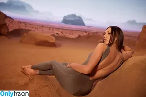 Maddie Ziegler / maddieziegler nude photo #0495