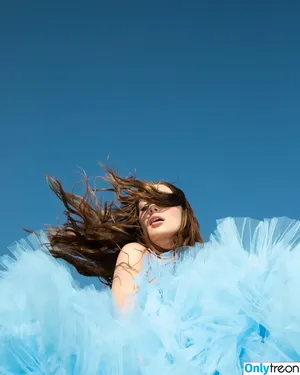 Maddie Ziegler / maddieziegler nude photo #0550
