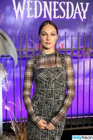 Maddie Ziegler / maddieziegler nude photo #0632