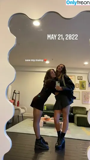 Maddie Ziegler / maddieziegler nude photo #0672