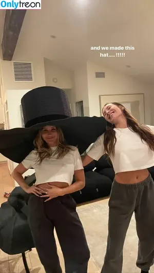 Maddie Ziegler / maddieziegler nude photo #0676