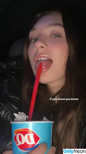 Maddie Ziegler / maddieziegler nude photo #0678
