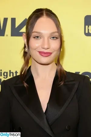 Maddie Ziegler / maddieziegler nude photo #0789