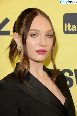 Maddie Ziegler / maddieziegler nude photo #0790