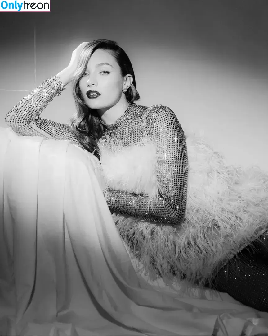 Maddie Ziegler nude photo #0167 (maddieziegler)