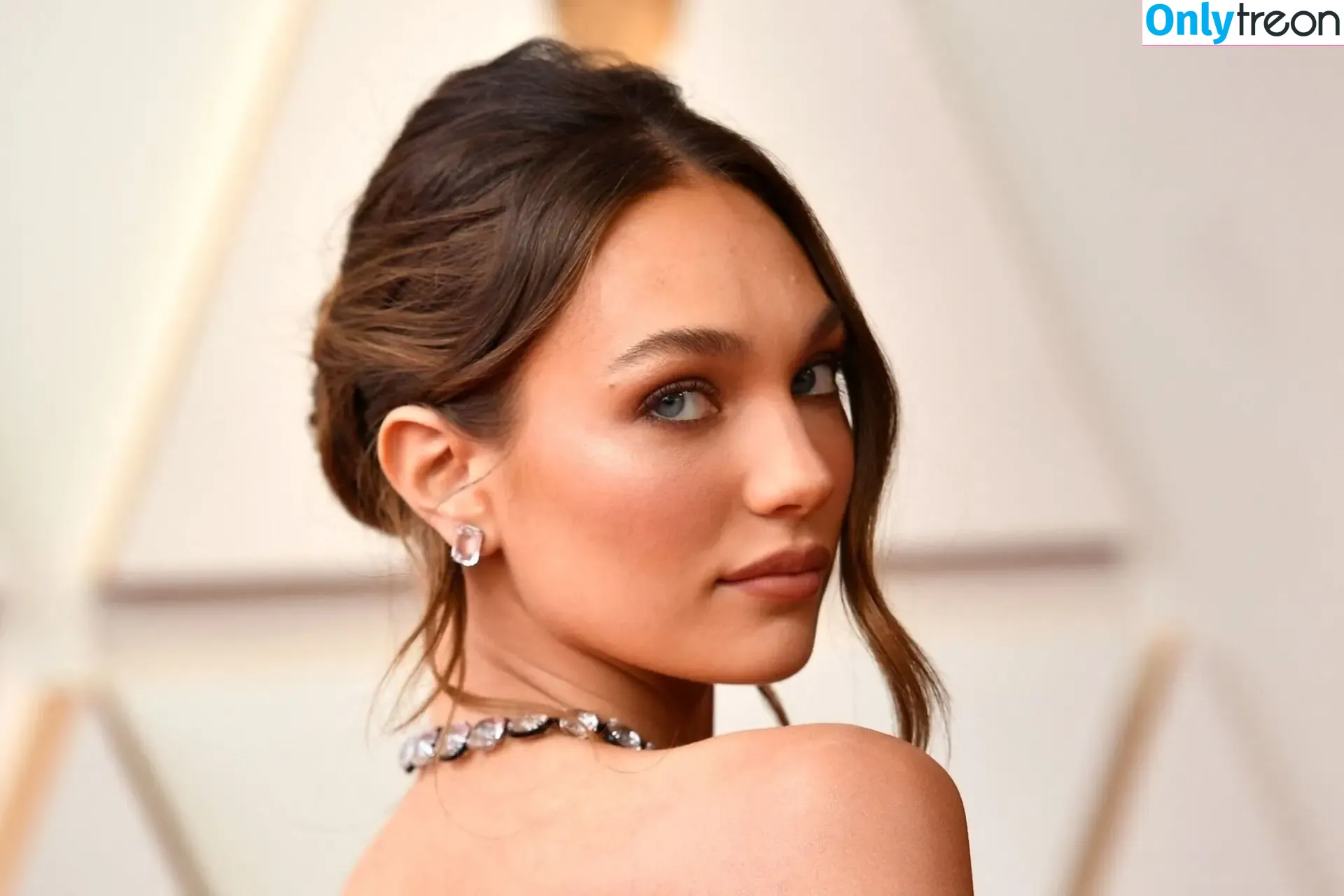 Maddie Ziegler nude photo #0299 (maddieziegler)