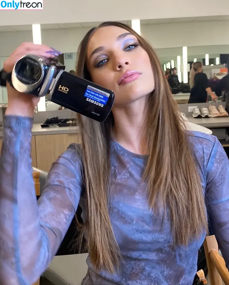 Maddie Ziegler nude photo #0376 (maddieziegler)