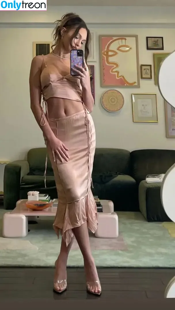 Maddie Ziegler nude photo #0424 (maddieziegler)