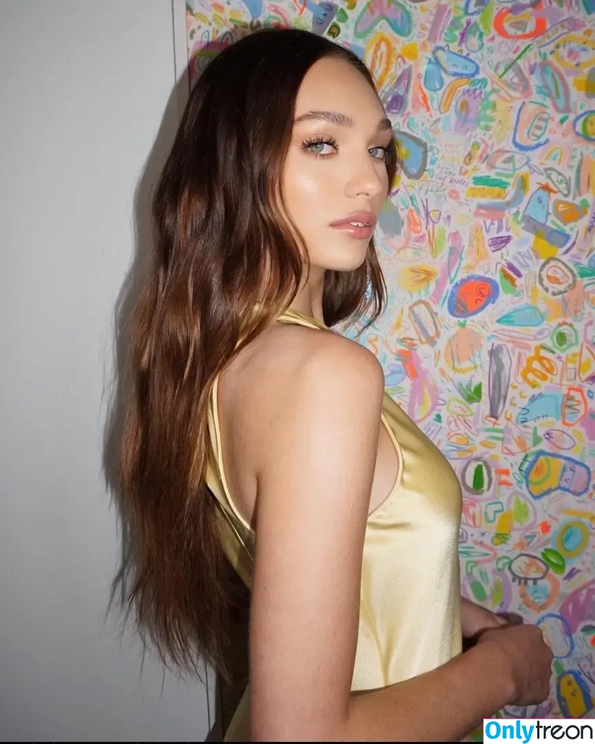Maddie Ziegler nude photo #0448 (maddieziegler)