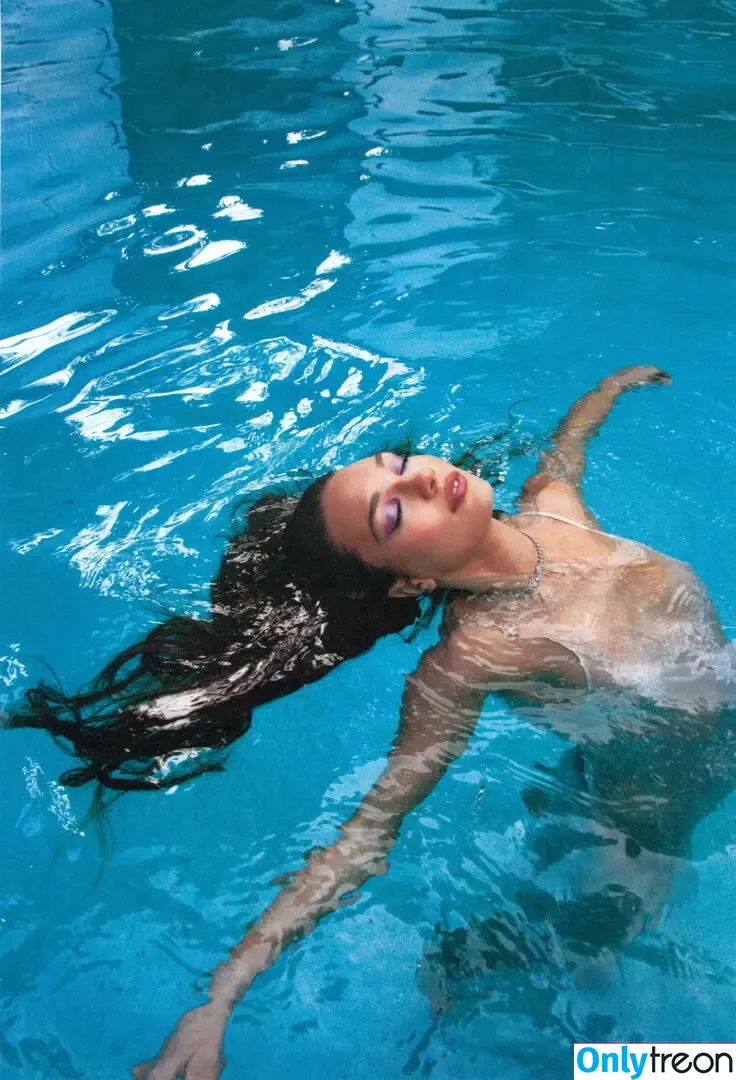 Maddie Ziegler nude photo #0563 (maddieziegler)