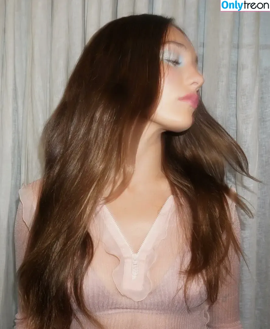 Maddie Ziegler nude photo #0591 (maddieziegler)