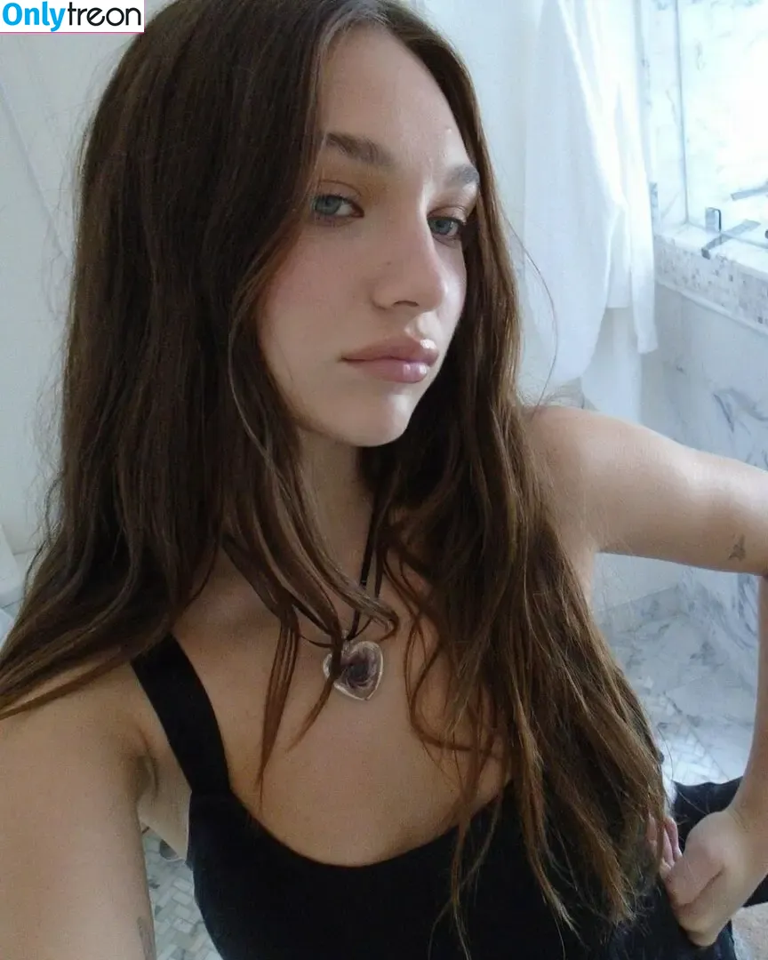 Maddie Ziegler nude photo #0660 (maddieziegler)