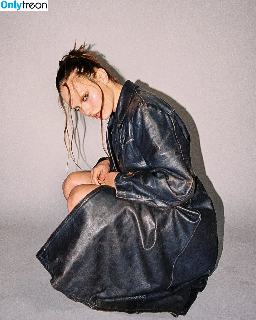 Maddie Ziegler nude photo #0771 (maddieziegler)