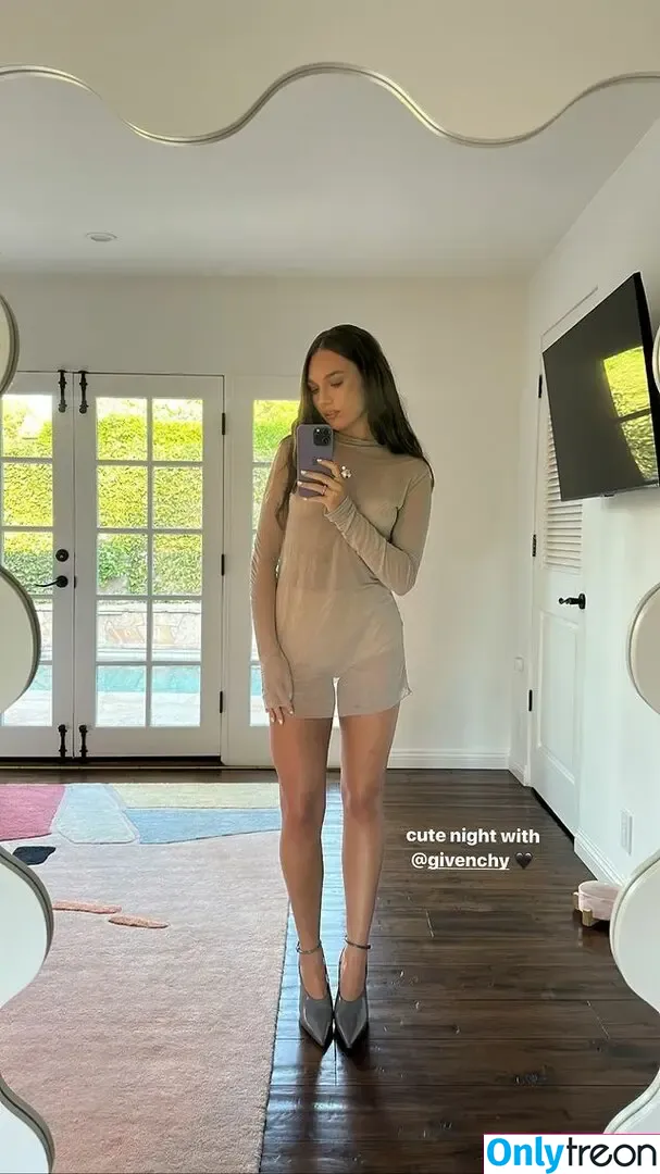 Maddie Ziegler nude photo #0839 (maddieziegler)