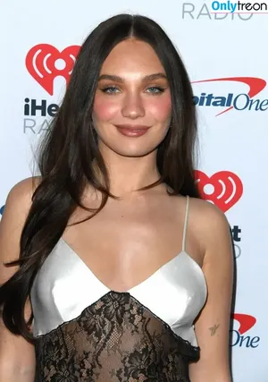 Maddie Ziegler / maddieziegler nude photo #1021