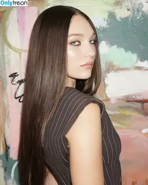 Maddie Ziegler / maddieziegler nude photo #1053