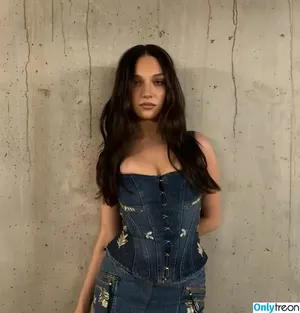 Maddie Ziegler / maddieziegler nude photo #1136