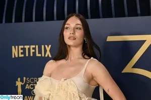 Maddie Ziegler / maddieziegler nude photo #1206